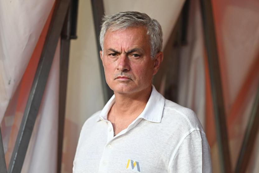 Mourinhodan laptop tepkisi Antalyaspor - Fenerbahçe maçında yaşanan tartışmalı pozisyonlar incelendi...