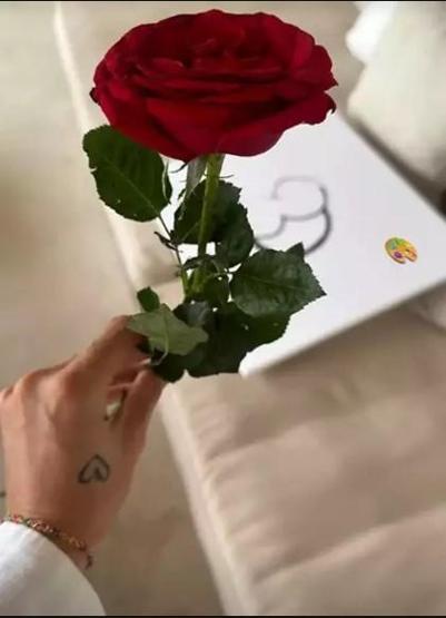 �eyma Suba�� Bali'de tatilini s�rd�r�yor! Dikkat �eken payla��m: A�k� m� buldu?