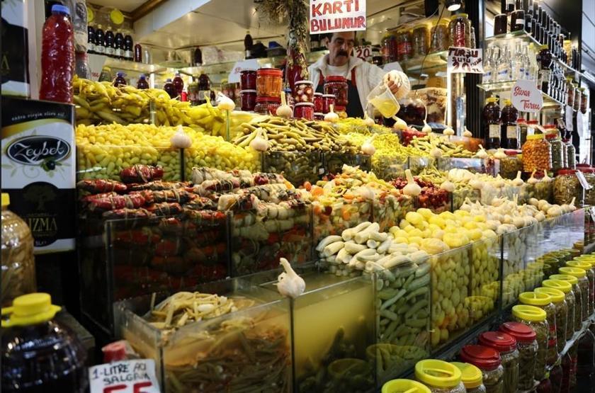 Sofraların vazgeçilmezi tezgâhlardaki yerini aldı