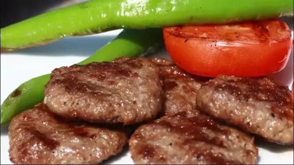 Lezzetli Sulu Anne Köftesi Yapmanın Püf Noktası Köfteler Dağılmadan, Lokum Gibi Olacak