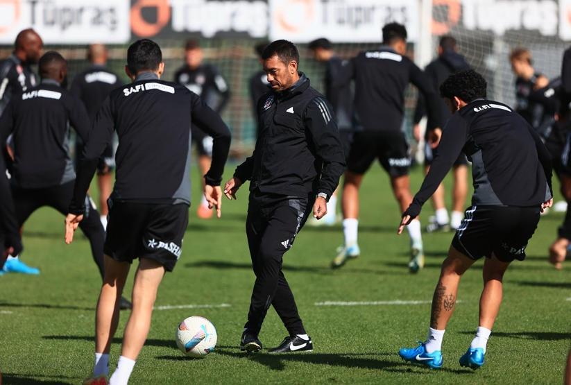 Beşiktaşta değişiklik tablosu Giovanni van Bronckhorst en çok o dakikayı tercih ediyor...