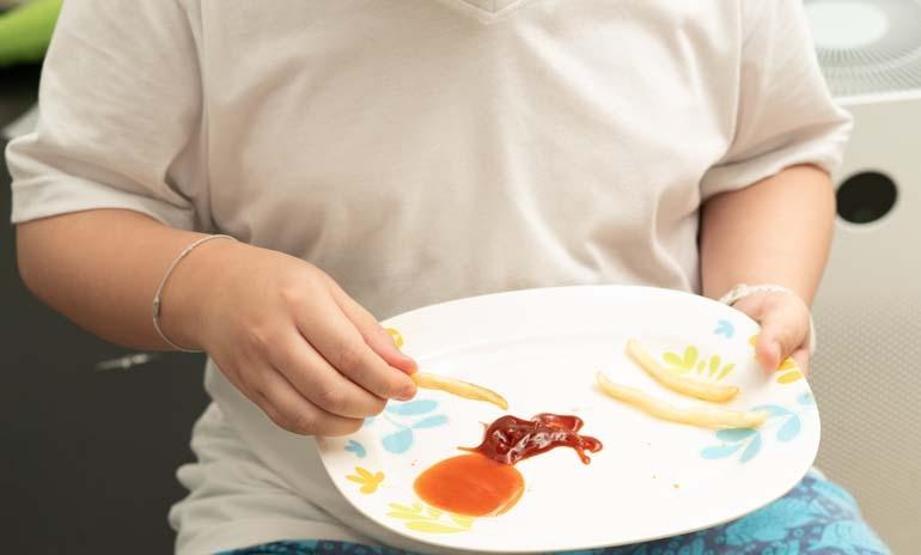 Koronavirüs geçiren çocuklarda rastlandı Meğer bu hastalığı tetikliyormuş Obez çocuklarda risk yüzde 100e çıkıyor Tip 2 diyabet...