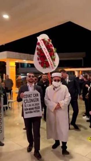 B�yle renkli d���n g�r�lmedi