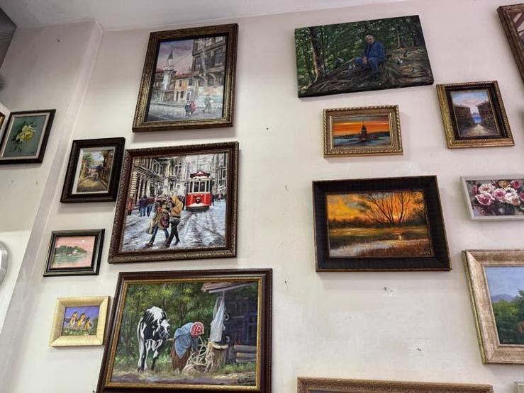 Azmin zaferi 69 yaşındaki ressam diploma hayalini gerçekleştirdi