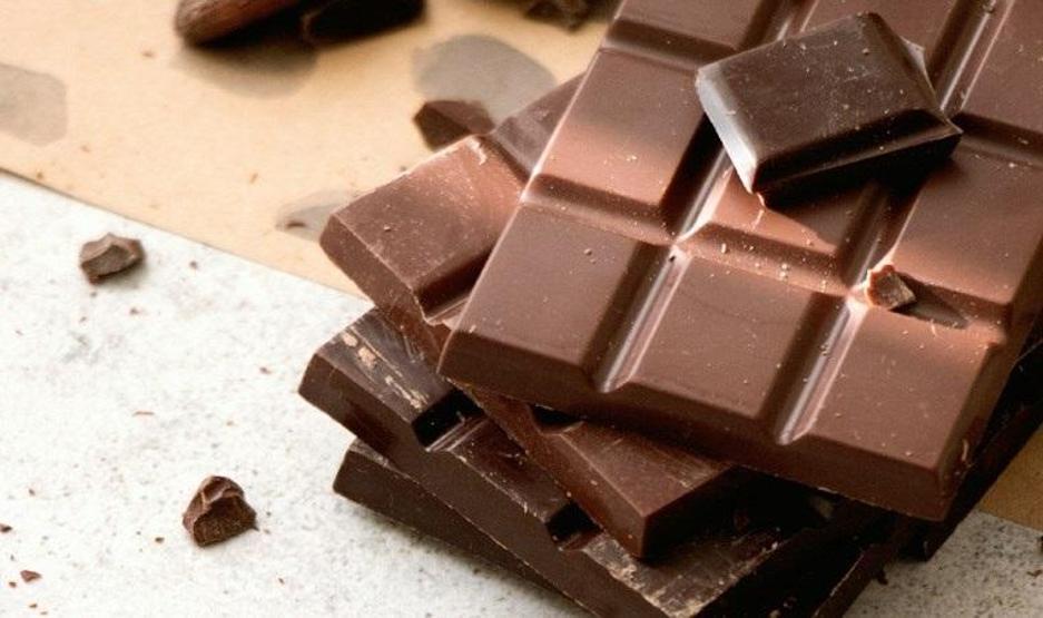 DUBA� ��KOLATASI �ILGINLI�I S�RERKEN KARA L�STEYE G�RD�!