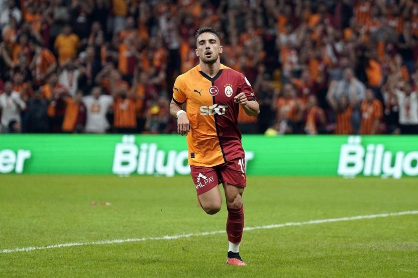 Galatasarayda Yunus Akgün görüşmelerinde menajer krizi