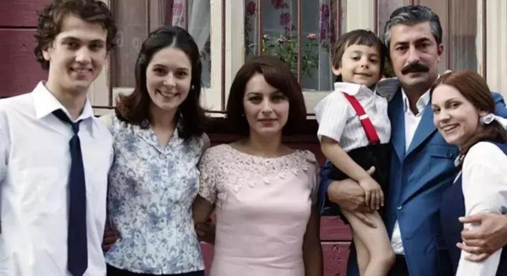 Öyle Bir Geçer Zaman kinin Küçük Osmanı Emir Berke Zincidinin son hali şoke etti O ARTIK 19 YAŞINDA KOCA BİR DELİKANLI