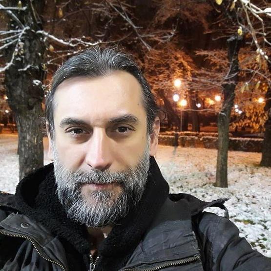 Diriliş Ertuğrulun yıldızı Sezgin Erdemir saldırıya uğradı TEHDİT VE KÜFÜRLER SAVURAN ŞÜPHELİLERE BÜYÜK ŞOK