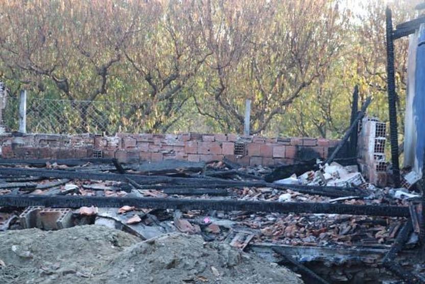 SON DAKİKA İzmirin Selçuk ilçesinde 5 kardeş yangında can vermişti: İtfaiye raporu ortaya çıktı