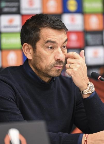 Beşiktaş Teknik Direktörü Giovanni van Bronckhorst istifa edecek mi Cevap verdi...