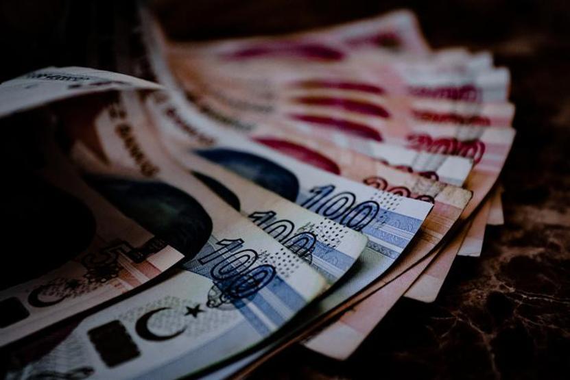 2024 Yılında Jeopolitik Riskler ve Yüksek Enflasyon Altını Öne Çıkardı | Son Dakika Haberleri