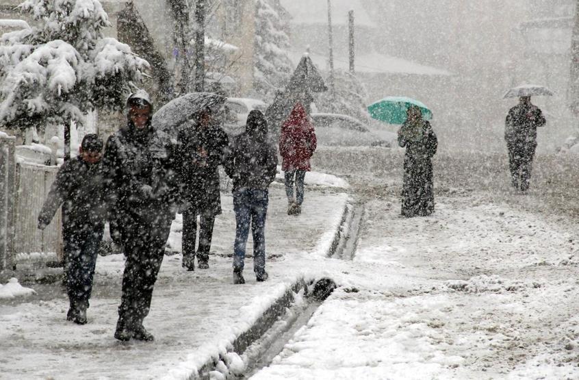 SON DAKİKA HABERİ... Dondurucu soğuk kapıda Meteorolojiden yeni rapor: Günlerce sürecek