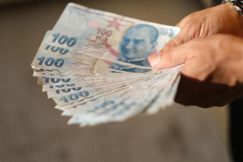 ASGARİ ÜCRET | 2025 yılında asgari ücret ne kadar olacak İşte masadaki olası oranlar ve zamlı maaş listesi...