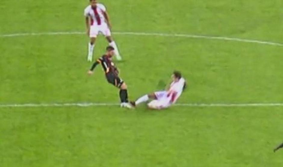 Sivasspor - Galatasaray tartışmalı pozisyonlar | Rey Manaj - Barış Alper Yılmaz pozisyonu için flaş yorum: Rakibin onuru kıran bir hareket, şuursuzluk