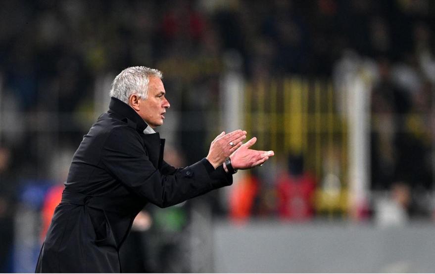 Premier Lig kulübü, Jose Mourinho için 5 milyon euro’yu masaya koydu