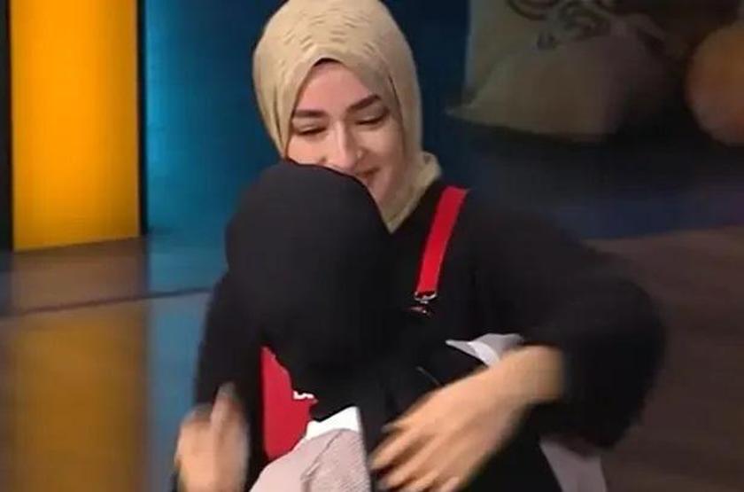 MasterChefte ödül oyununun kazananı belli oldu ANNELER STÜDYOYA GELDİ, YARIŞMACILAR AĞLADI