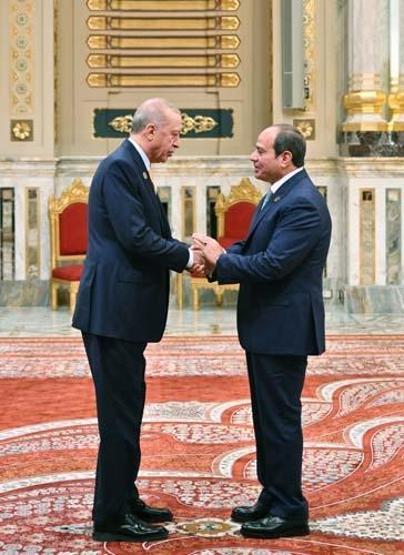HABER || Kahirede tarihi zirve: Peş peşe önemli görüşmeler Erdoğandan terörsüz Suriye mesajı