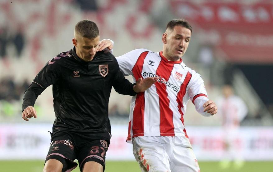 Sivassporun golcüsü Rey Manaj, Süper Lig devine transfer olmaya hazırlanıyor