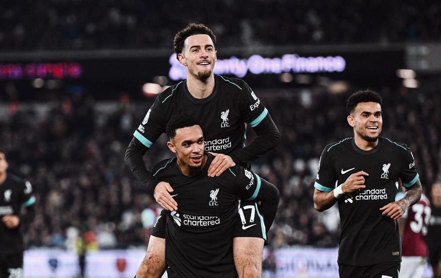 Liverpool’un şovu, Mohamed Salah’ın resitali devam ediyor