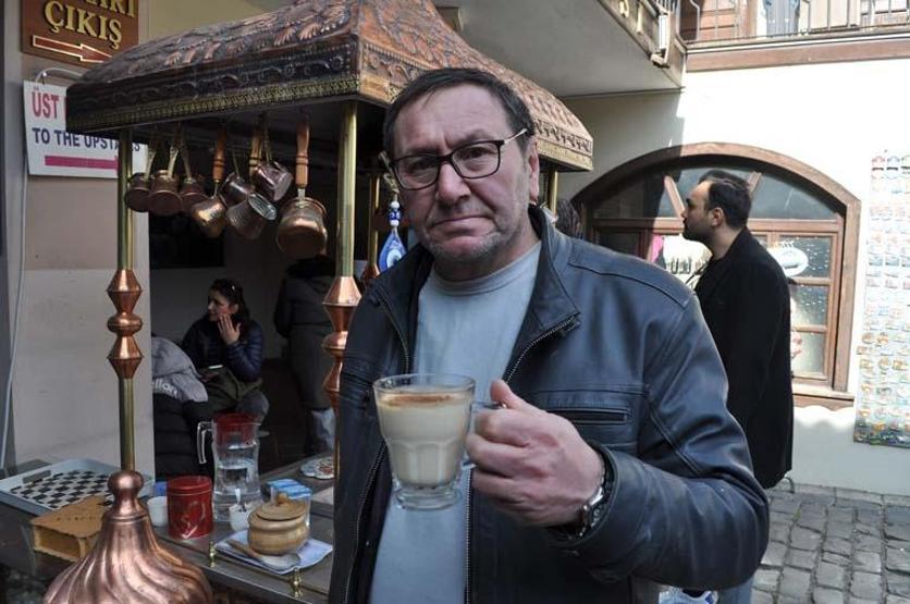 Kilosu 4 bin 500, Bardağı 100 Lira Isınmak İçin İçiyorlar Ama Sindirimi de Kolaylaştırıyor