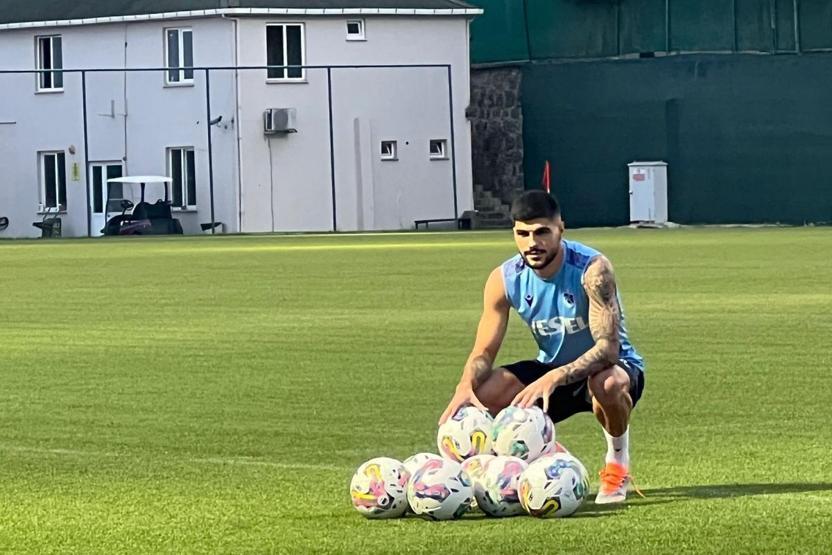 SON DAKİKA | Trabzonsporun yıldızı, Galatasarayla anlaştı Transfer gerçekleşiyor...