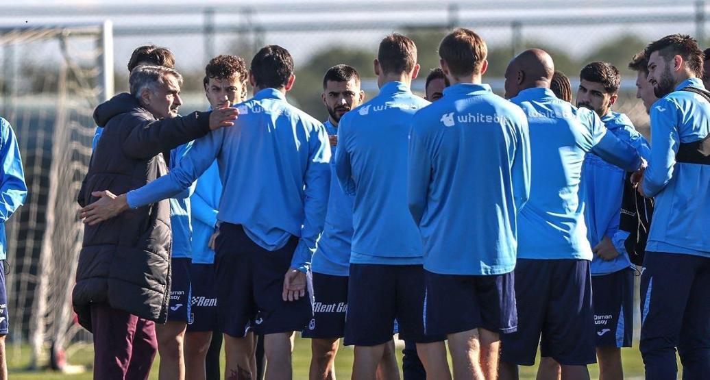 Trabzonspor’da Antalyaspor maçı hazırlıkları başladı Stefan Savic müjdesi…
