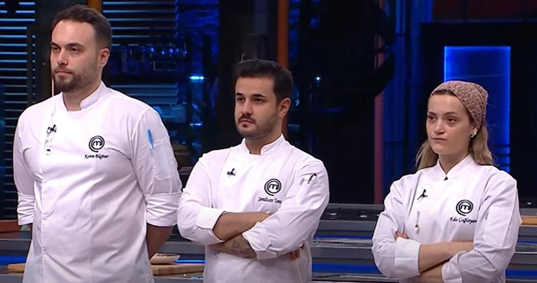 MasterChefte 2. finalist belli oldu Somer Şef Semih, Eda ve Keremi uyarmıştı İşte Onurla büyük finale çıkan isim...