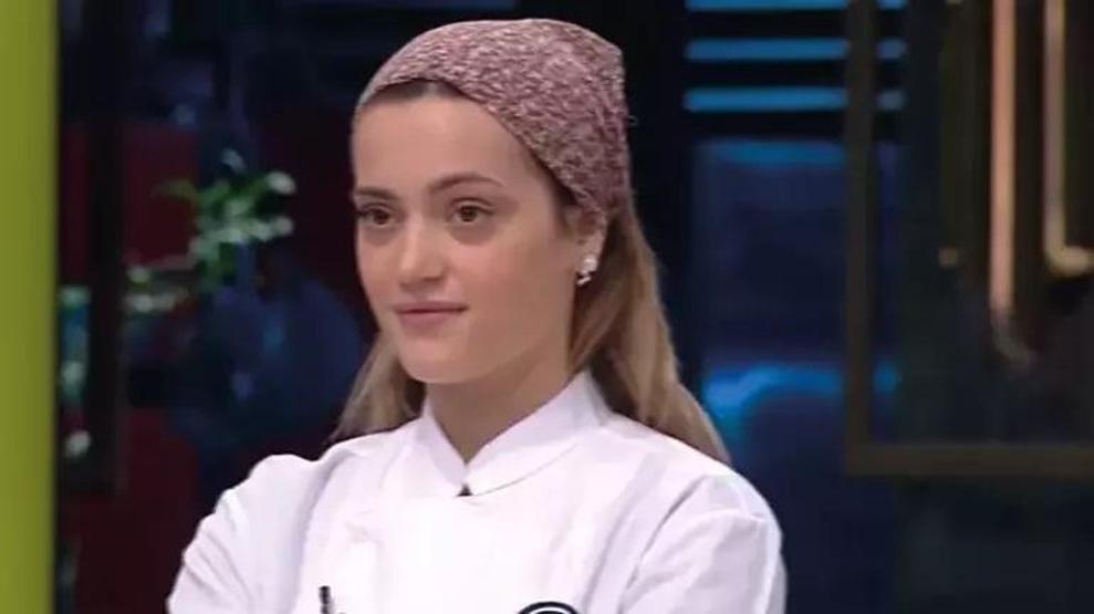 MasterChefte 2. finalist belli oldu Somer Şef Semih, Eda ve Keremi uyarmıştı İşte Onurla büyük finale çıkan isim...
