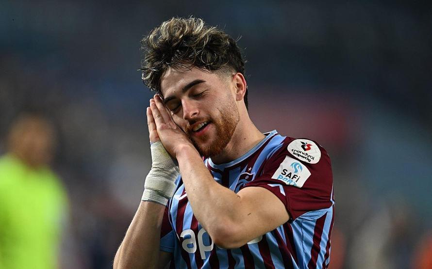 Trabzonspor şov yaptı, Antalyaspor’u farklı geçti
