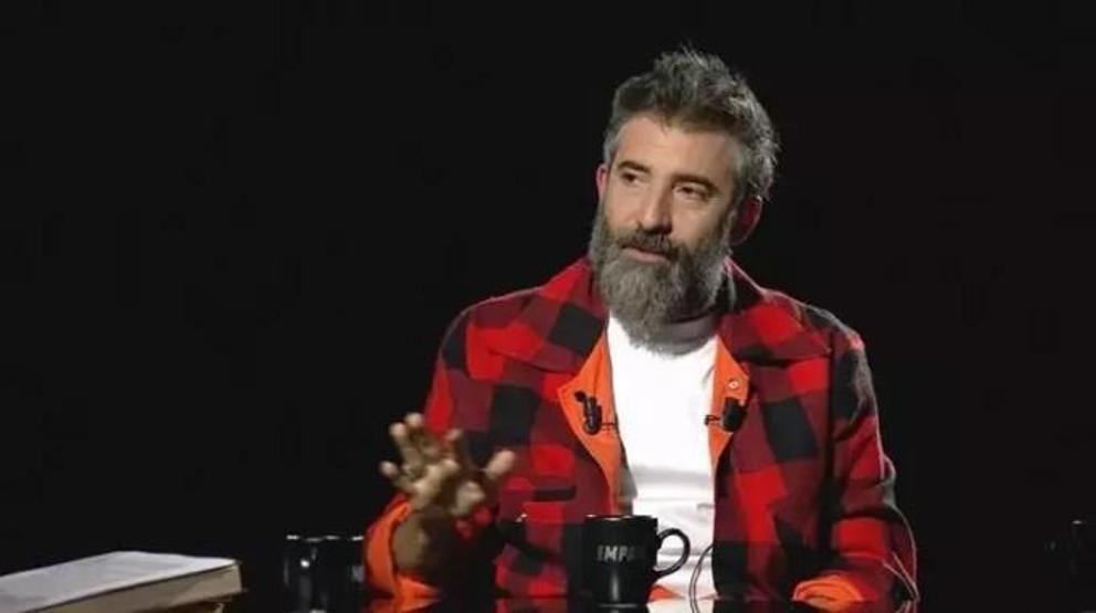 Ahmet Mümtaz Taylana itiraf etti: İKİLİ İLİŞKİLERDE BECERİKSİZİM