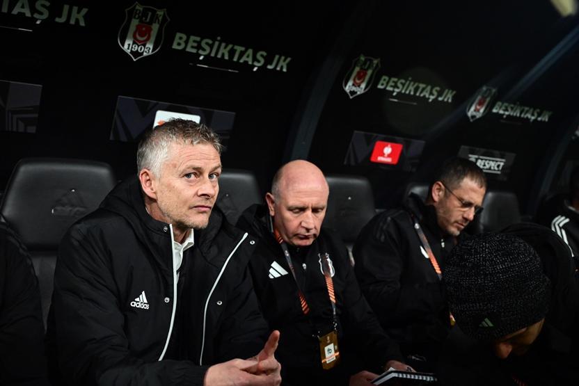 Nihat Kahveciden Beşiktaş sitemi: Madem böyle oynayabiliyordunuz, neden erken havlu attınız
