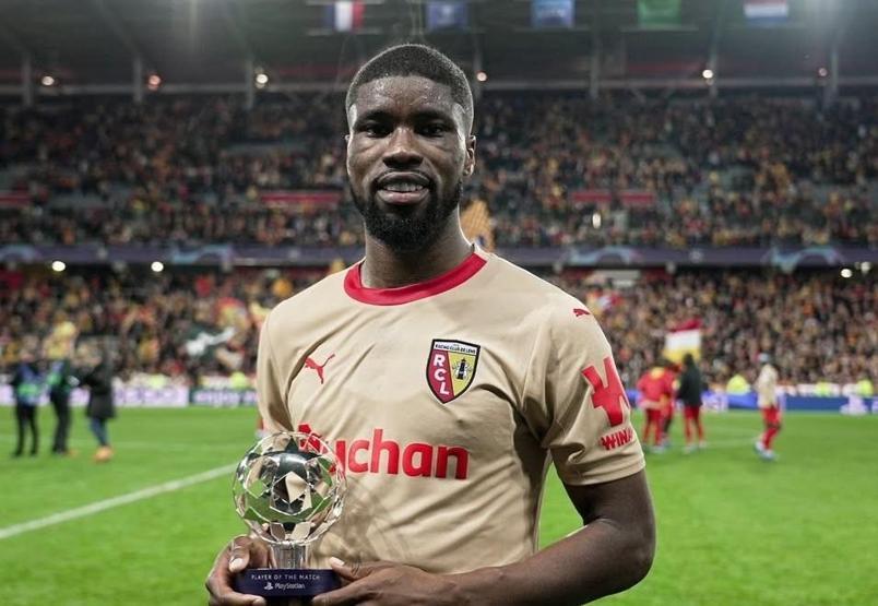 SON DAKİKA TRANSFER GELİŞMESİ | Fenerbahçeyle adı anılan Kevin Danso, Galatasaraya doğru