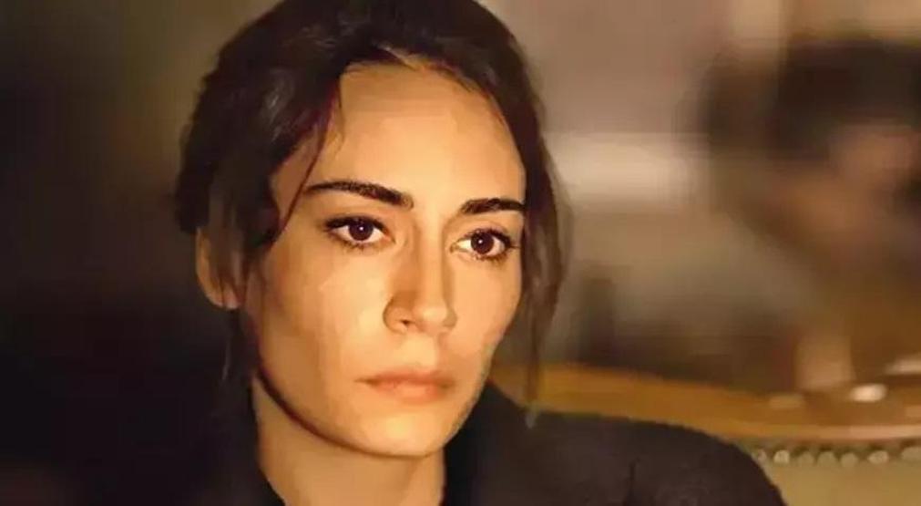 Oyuncu Melisa Sözen o rolden dolayı ifade verdi