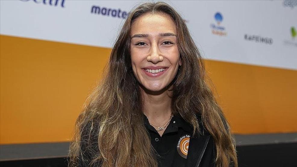 SON DAKİKA | Fenerbahçeden Hande Baladın bombası Milli voleybolcuyla anlaşma sağlandı...