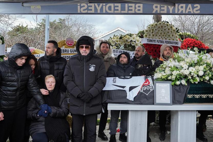 Sergen Yalçın kardeşi Gürsoy Yalçını son yolculuğuna uğurladı