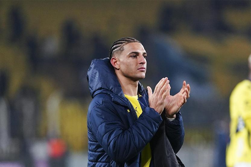 Fenerbahçede ayrılık Yeni transfere yol göründü...