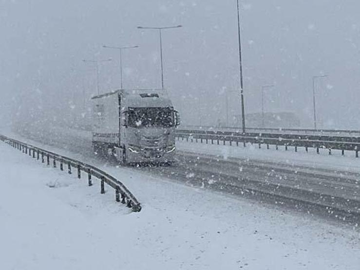Kuzey Marmara Otoyolunda Kar ve Sis