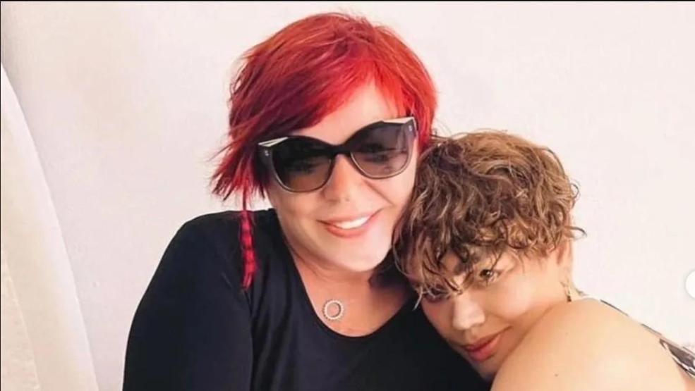 Sezen Aksu sahnelere dönecek mi  Emel Müftüoğlu açıkladı