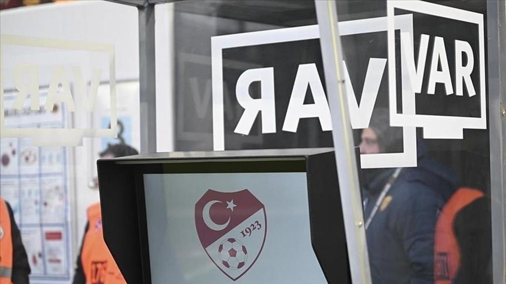 SON DAKİKA | Galatasaray, 46 pozisyonun VAR kayıtlarını istedi TFFye başvuru yapıldı...