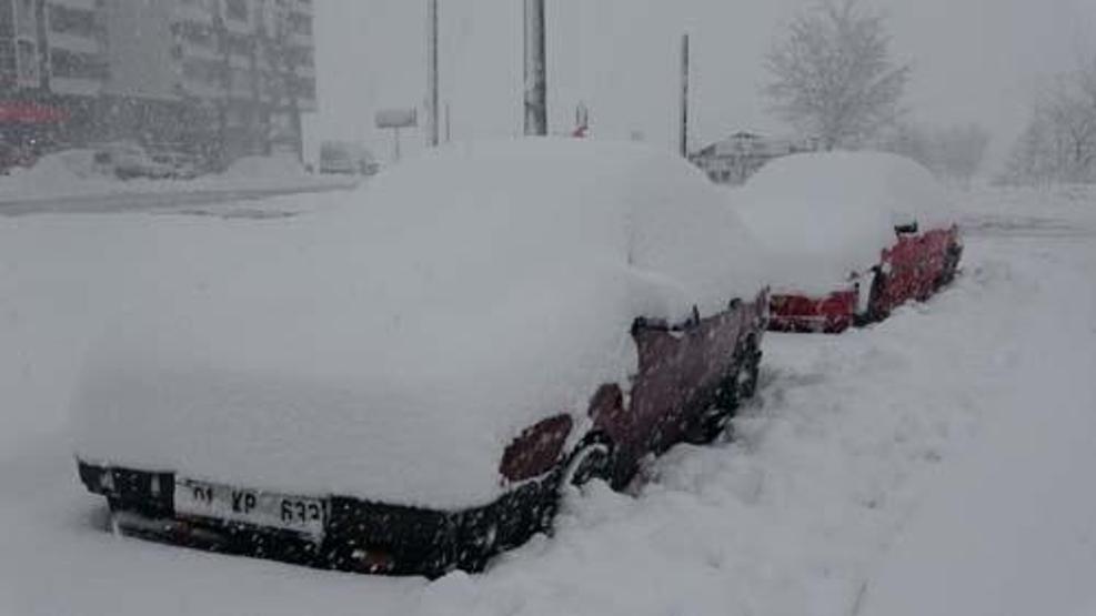 HABER... Beyaz esaret Kar kalınlığı 70 santime ulaştı