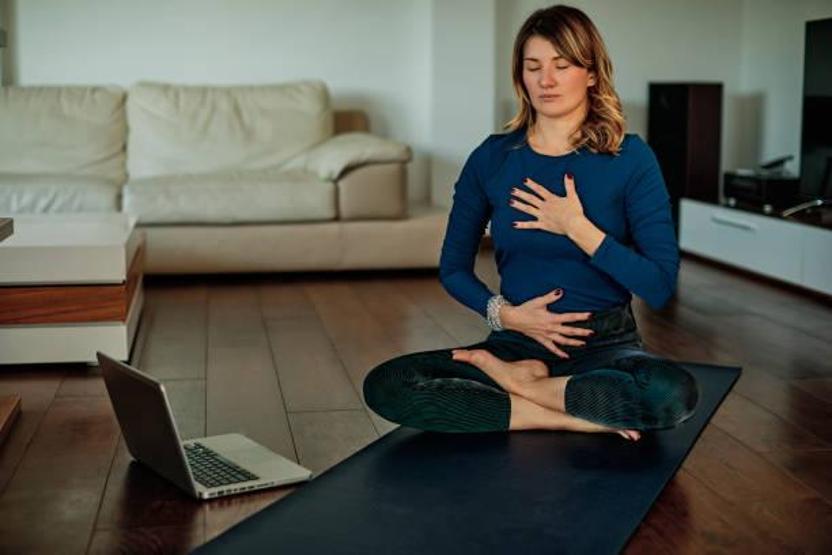 Panik atakların kontrolü için nefes ve gevşeme egzersizi yapılmalı