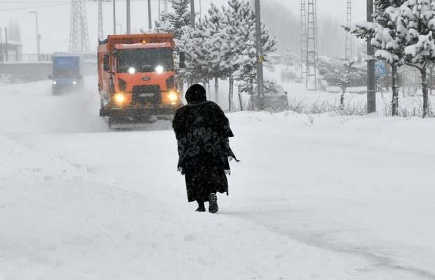 Altay Soğukları Türkiye’yi Esir Aldı Dondurucu Hava ve Kar Yağışı Etkisini Artırıyor