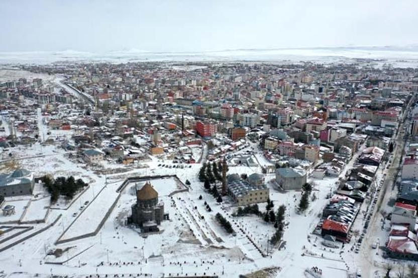 Altay Soğukları Türkiye’yi Esir Aldı Dondurucu Hava ve Kar Yağışı Etkisini Artırıyor