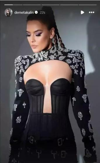 Demet Akalın imajını değiştiren ünlüler kervanına katıldı
