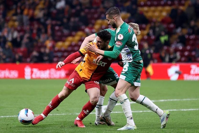 Galatasarayda Mertens neden kayıplarda Okan Burukun oynatmama sebebi ortaya çıktı...