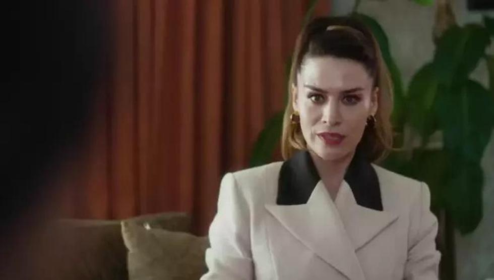 Annem Ankarada Ayça sinirlendi: Sizi tanıdığım güne lanet olsun
