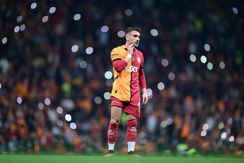 Galatasarayda Yunus Akgün görüşmelerinde menajer krizi