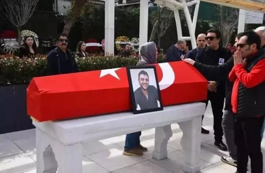 Şinasi Yurtseverin eşi ünlü oyuncunun mevlit bilgilerini paylaştı