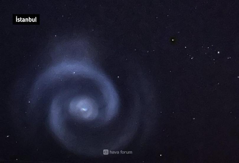 Gökyüzünde bir anda spiral belirdi İstanbul ve Diyarbakırda görülen Spiral nedir