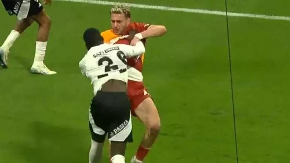 Beşiktaş - Galatasaray derbisinin hakem yorumları | Kırmızı kart kararı doğru mu Davinson Sanchezin pozisyonu penaltı mı